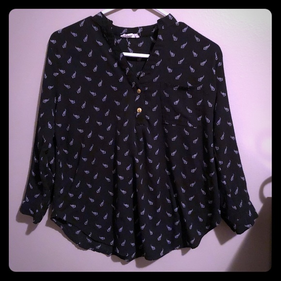 Black pattern blouse size S - Picture 1 of 6